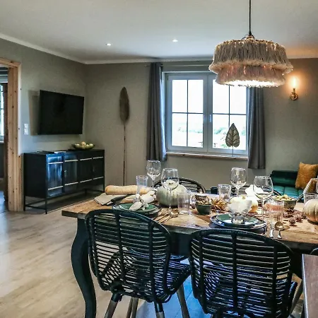 בית נופש Gut Glueck *